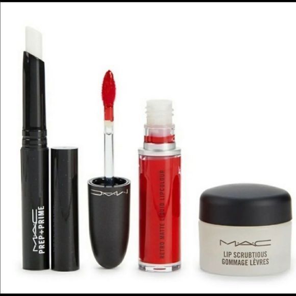 MAC Travel Exclusive Lip Kit- Feels so Grand - Picture 2 of 6